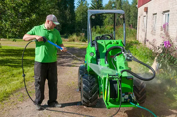avant-pressure-washer