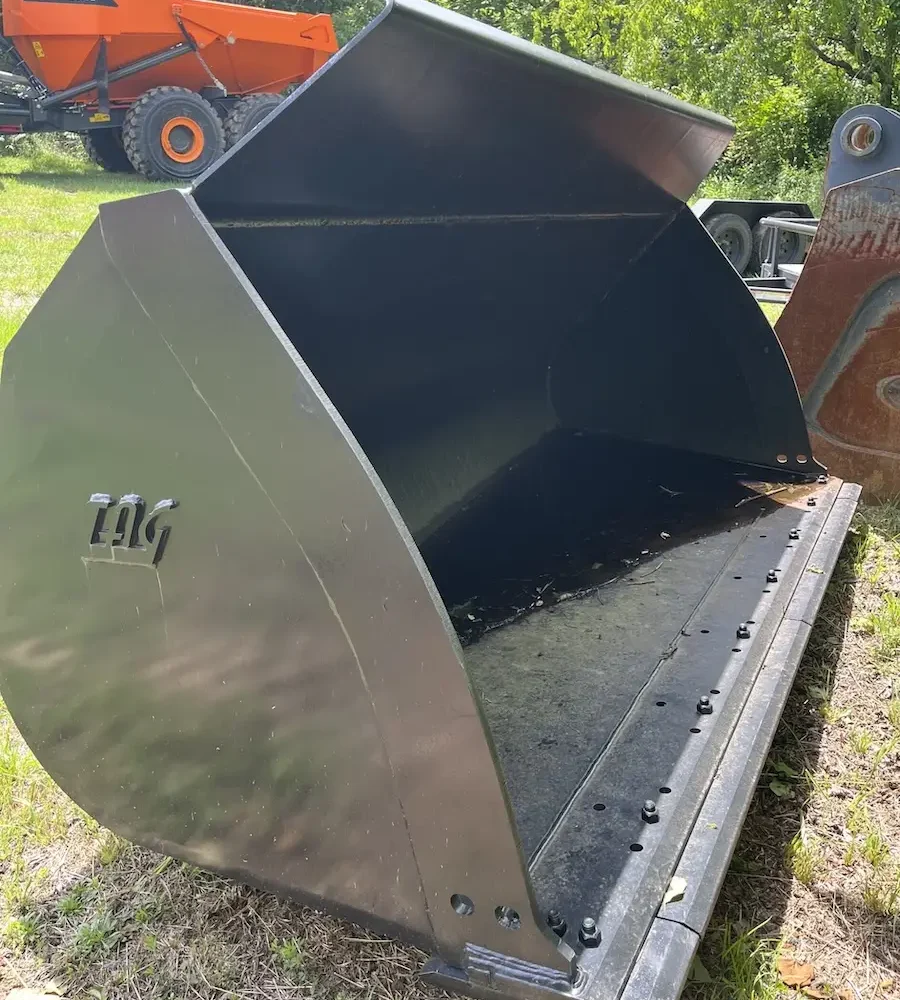 TAG 3.5 cubic yard bucket – E045604