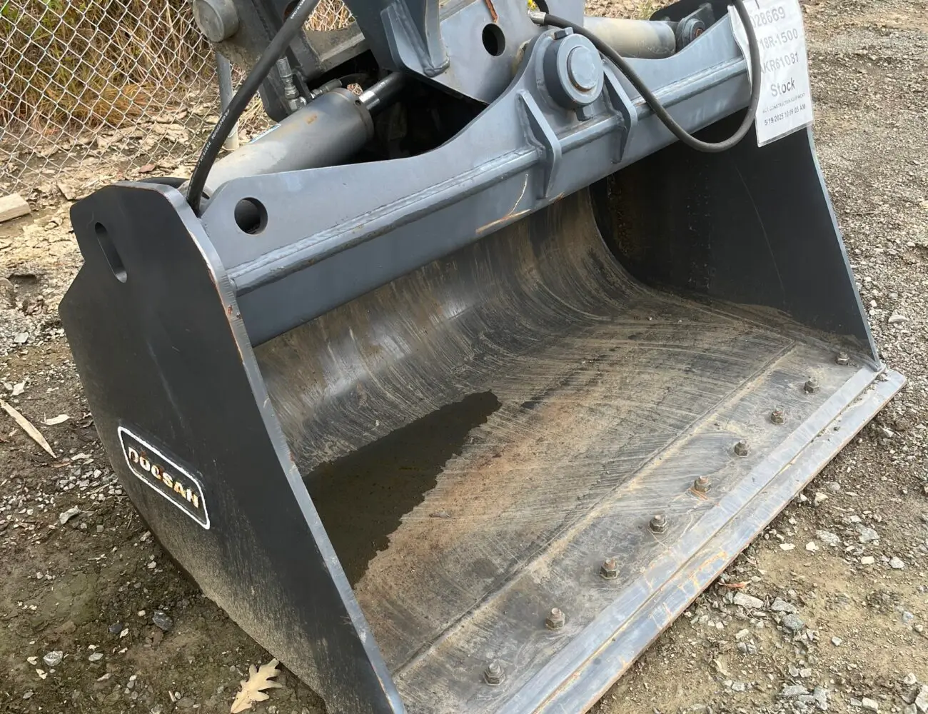 Angle Tilt Bucket Fits DX190W or DX225 - E028669